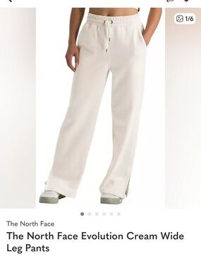 Women’s Cream North Face Fleece Wide Leg Sweatpants Size Medium